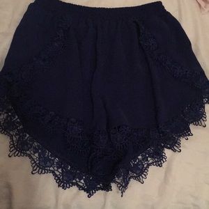 Tobi Shorts - High waisted shorts Tobi Shorts - High waisted shorts